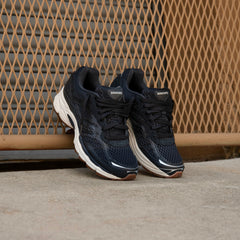 Mens Saucony ProGrid Omni 9 (Crafted Black)