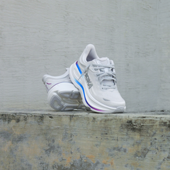 Womens HOKA Bondi 9 (Cosmic grey/White)