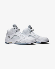 NIKE AIR JORDAN5 METALLIC WHITE