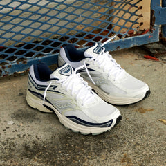 Mens Saucony ProGrid Omni 9 (White/Navy)
