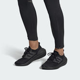 Men's Ultraboost Light Running Shoes