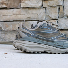 Hoka Stinson One7 (light roast/asphalt)