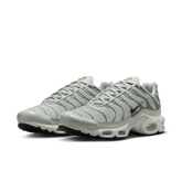 Women's Air Max Plus “Grey Sliver Chrome”