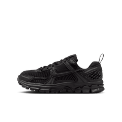 Big Kids' Nike Vomero 5 "Triple Black"