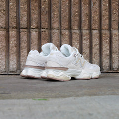 Mens New Balance 9060CCB (Beige/White)