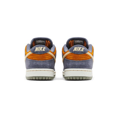 SB Dunk Low 'Light Carbon Monarch' (2024)