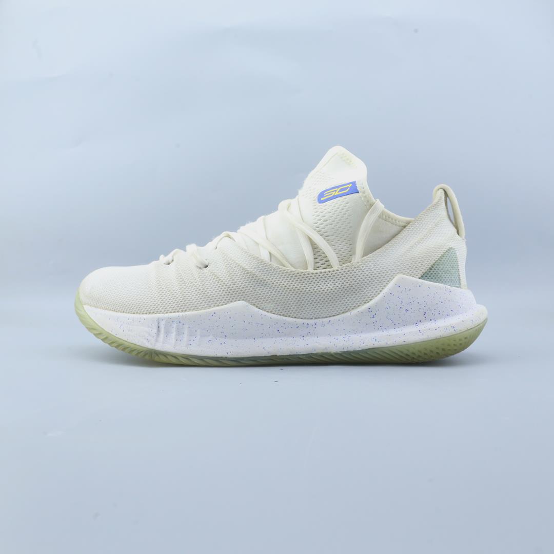 CURRY 5