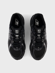 New Balance 740 Sneakers | Black/Silver Metallic