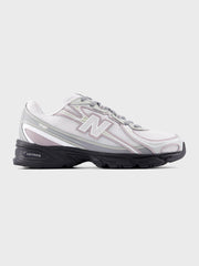 New Balance 740 Sneakers | Silver Metallic/Raincloud