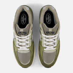 New Balance Numeric 933 WIDE Andrew Reynolds Olive Shoes