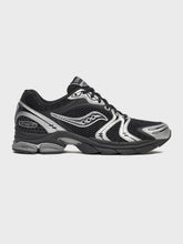 Saucony Progrid Triumph 4 Sneakers | Black/Silver