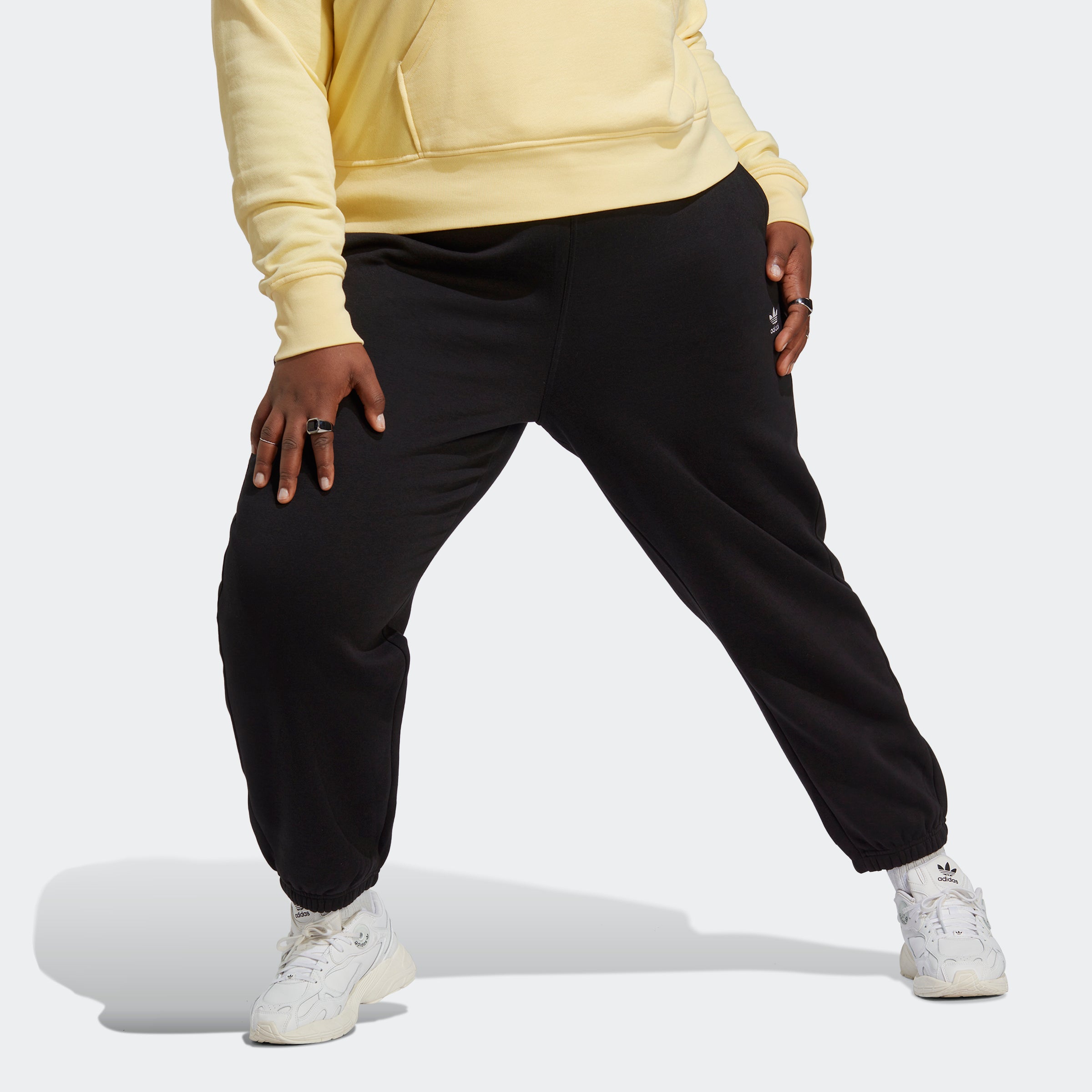 Women's Essentials Fleece Joggers (Plus Size)