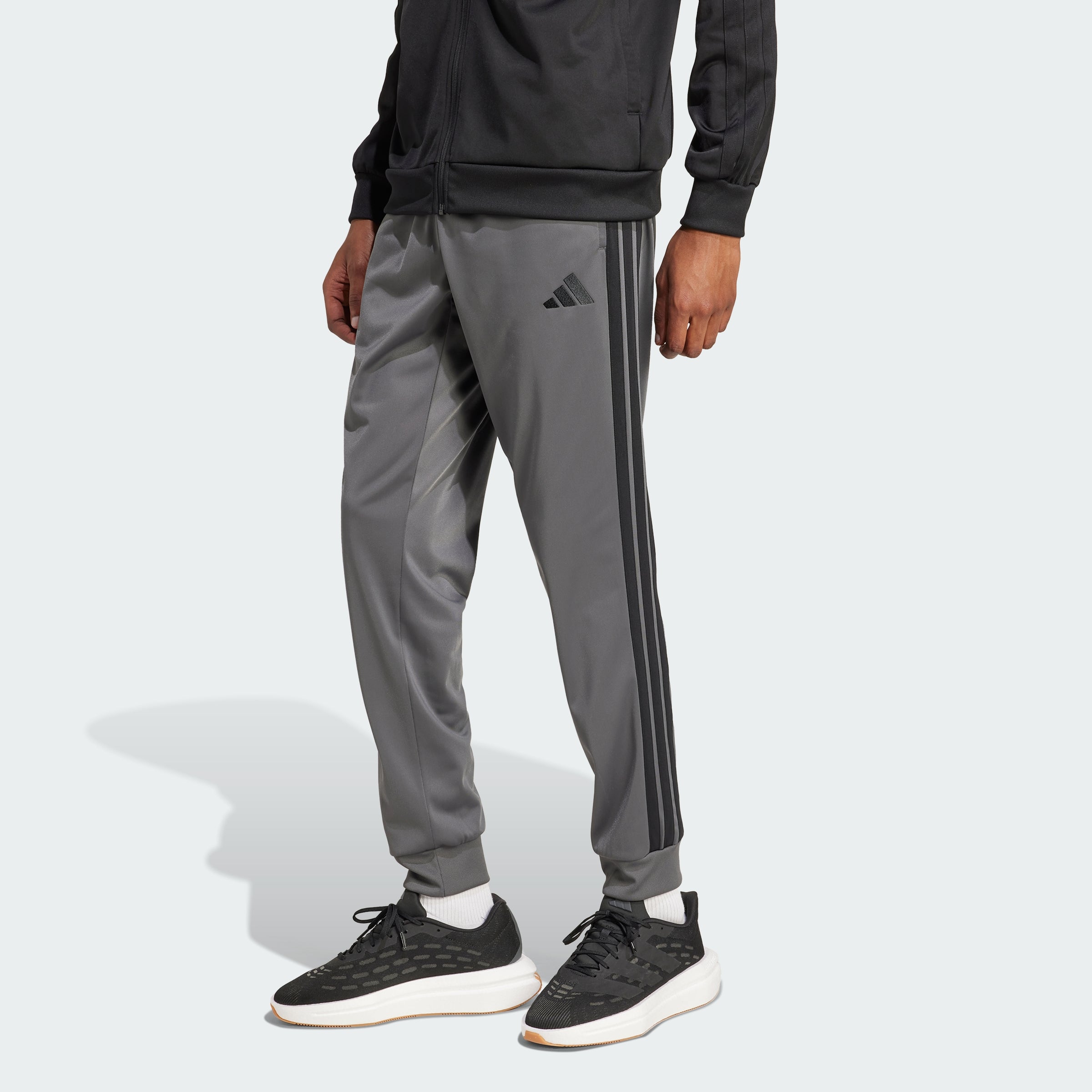 Men's 3-Stripes Tricot Regular Tapered Track Pants