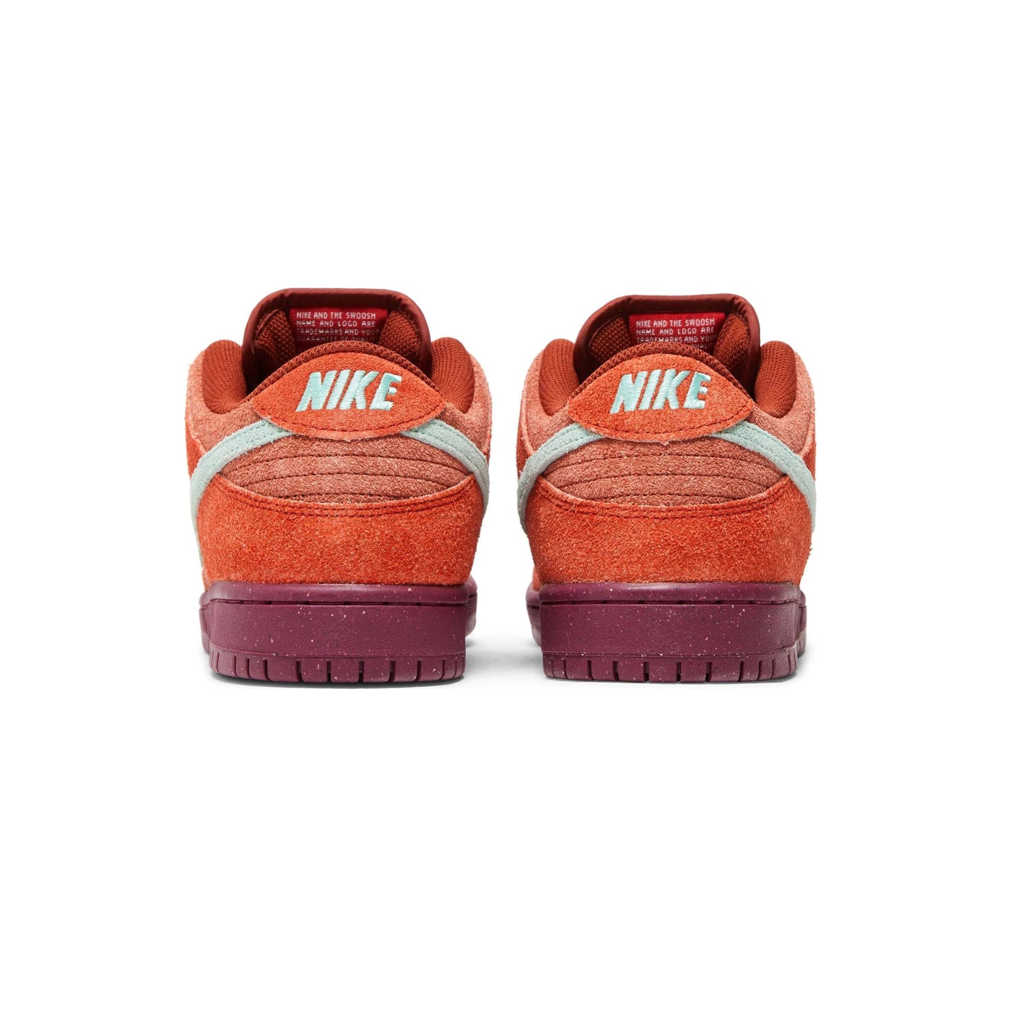 SB Dunk Low 'Mystic Red Rosewood' (2023)