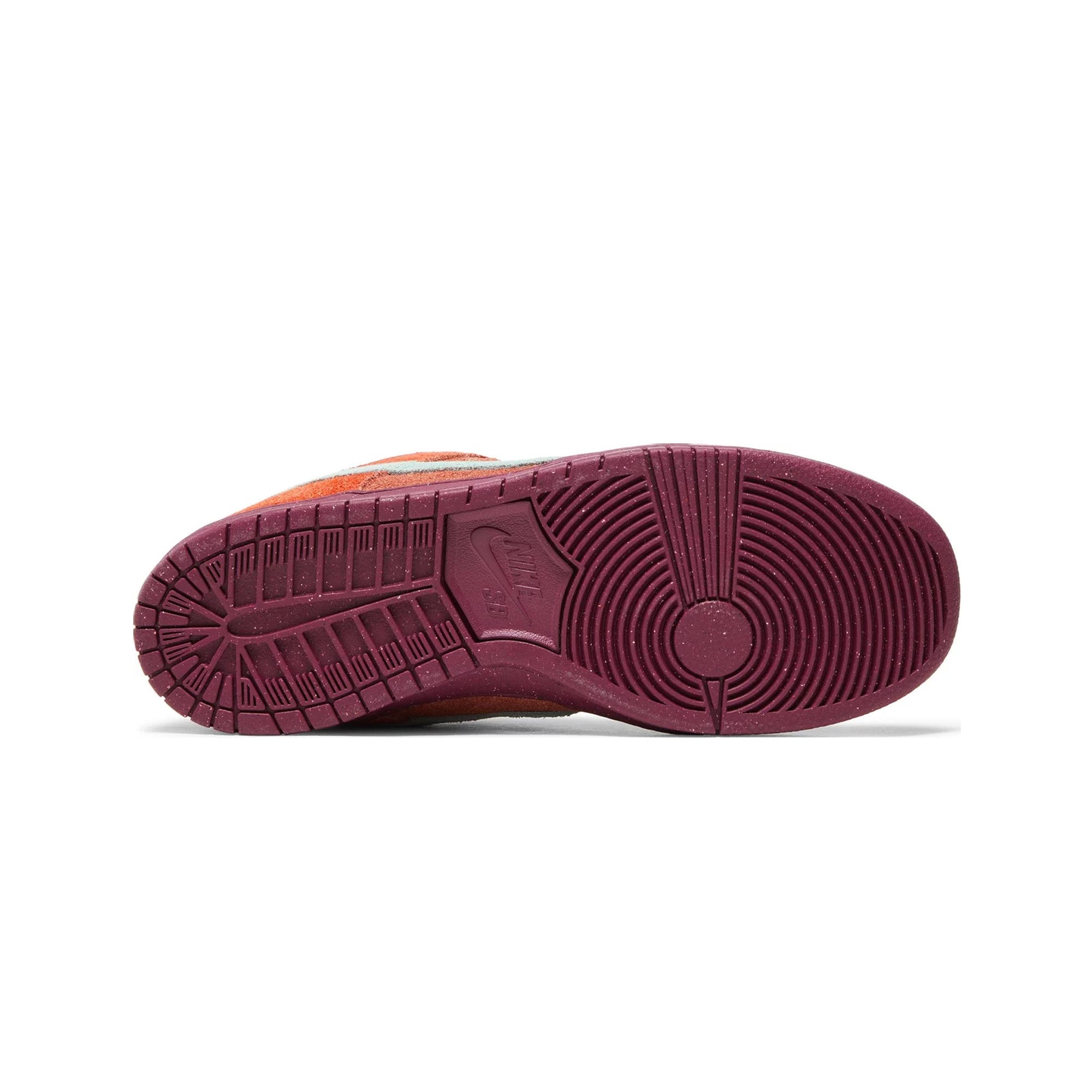 SB Dunk Low 'Mystic Red Rosewood' (2023)