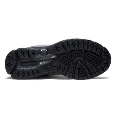 New Balance 2002R Shoes - Black/Silver Metallic