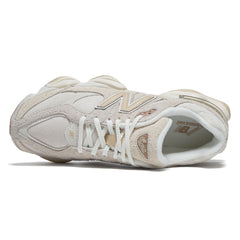 New Balance 9060 Shoes - Bisque/Sea Salt