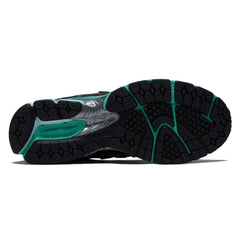 New Balance 1906R Shoes - Black Metallic/Deep End