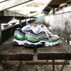 Mens Saucony ProGrid Omni 9 (Silver/Green)