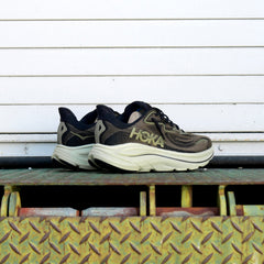 Mens HOKA Clifton 10 (Dark Roast/Black)