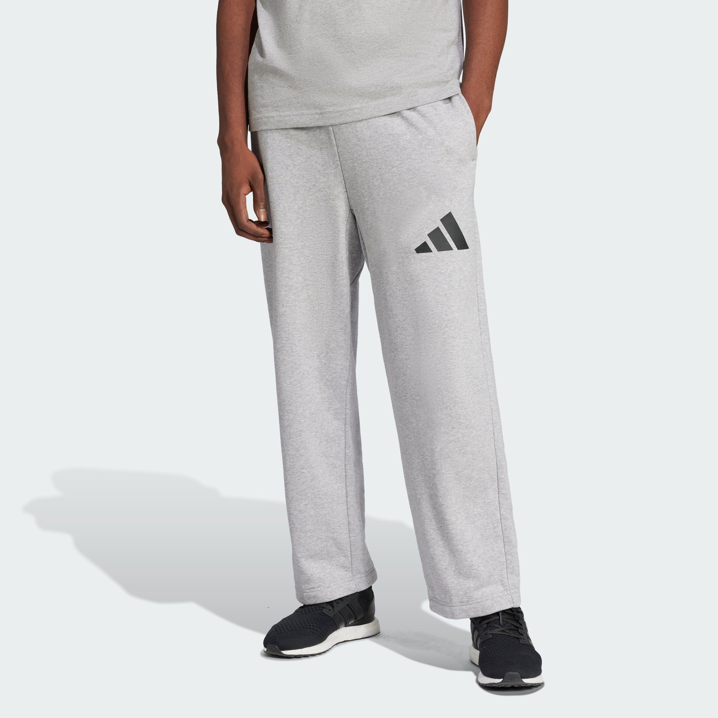 Men's Essentials Wide Leg 3 Bar Logo Pants