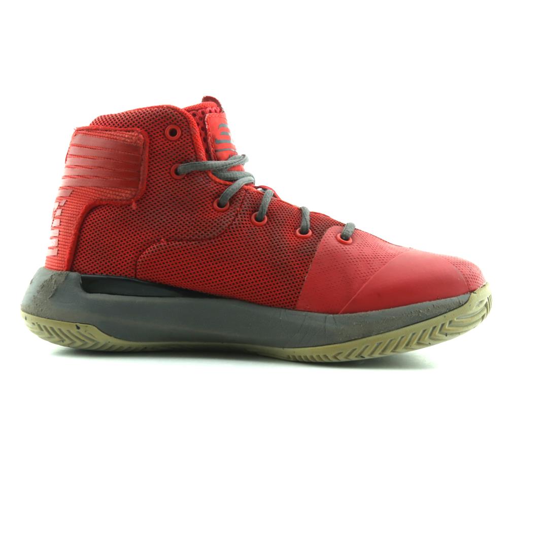 STEPH CURRY