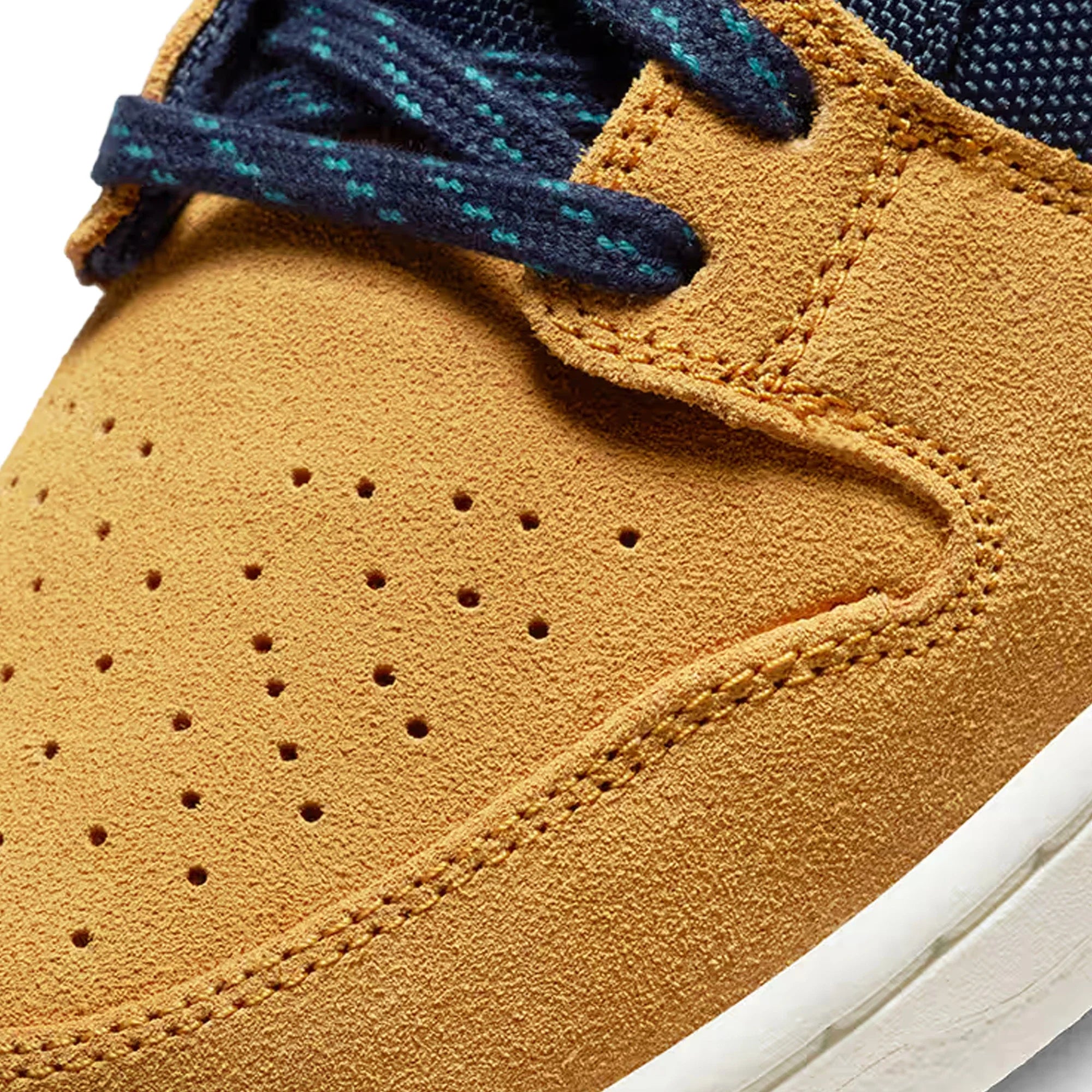 SB Dunk Low Pro PRM '90s Backpack' (2023)