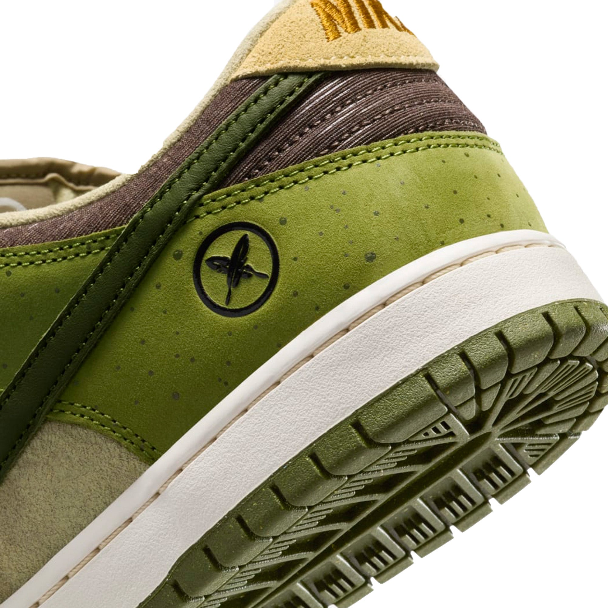 SB Dunk Low 'Yuto Horigome Asparagus' (2025)
