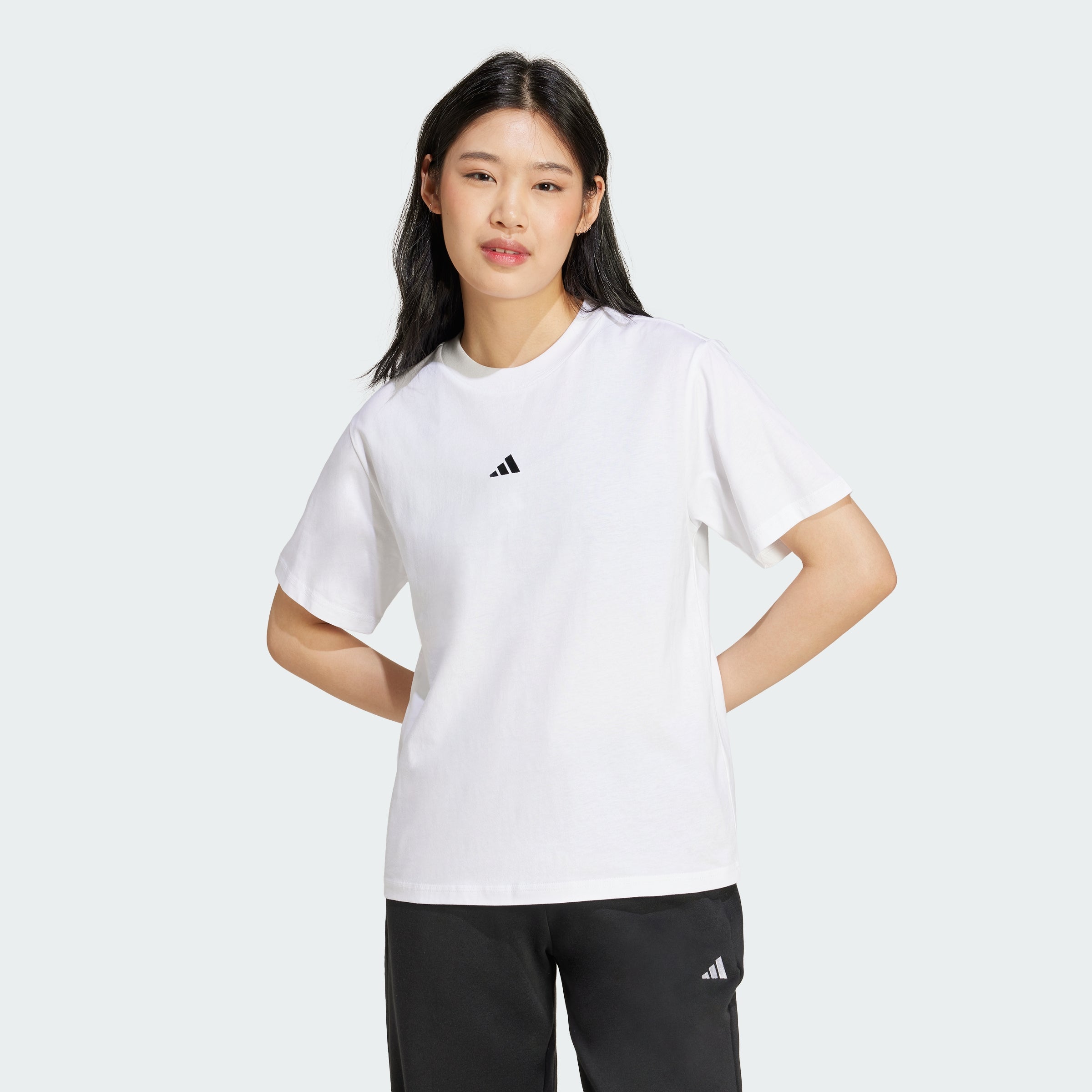 Women's Essentials Small Logo Cotton Tee