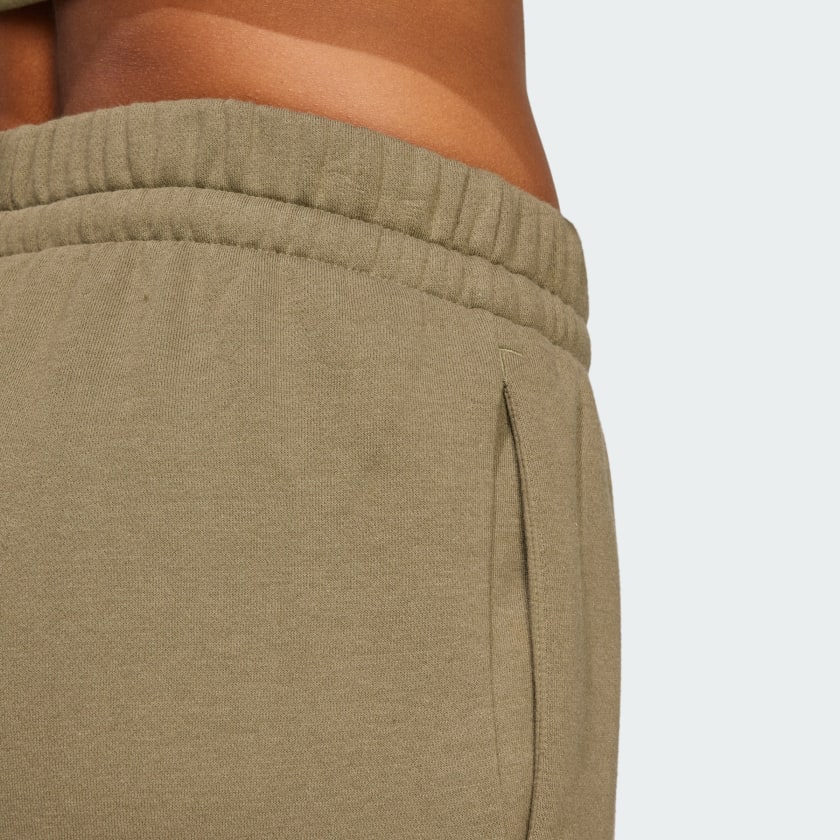 Women's Essentials Linear Fleece Cargo Pants