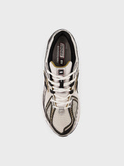 New Balance 1906 Sneakers | Metallic Silver/Metallic Gold