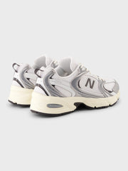 New Balance 530 Sneakers | Silver Metallic/Black Cement