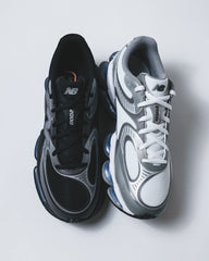 New Balance Unisex Abzorb 2000 Black Dark Silver Metallic U2000EA