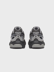 Saucony Progrid Omni 9 Sneakers | Black/Silver